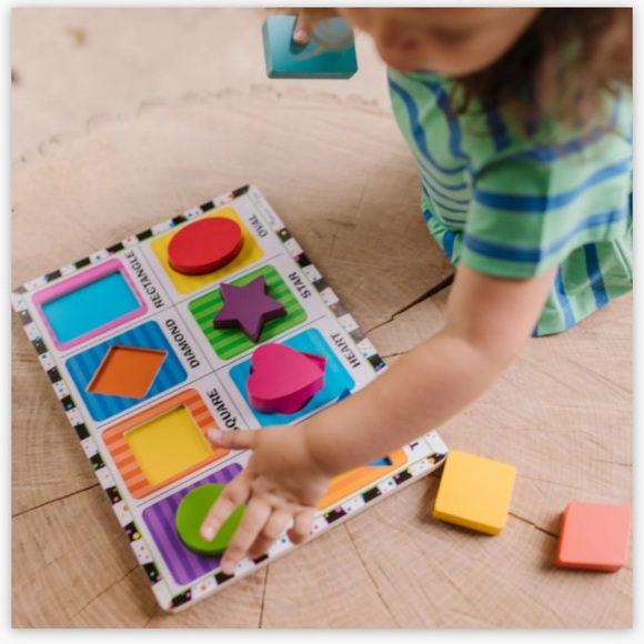 New Factory Sealed Melissa & Doug Wood Chunky Puzzle Shapes 8 Pieces - Picture 11 of 14